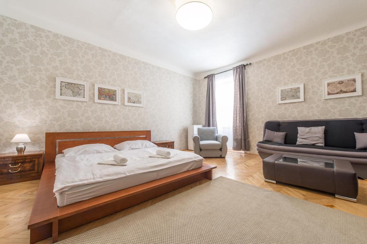 Prague Locals Monastery Apartments Zewnętrze zdjęcie